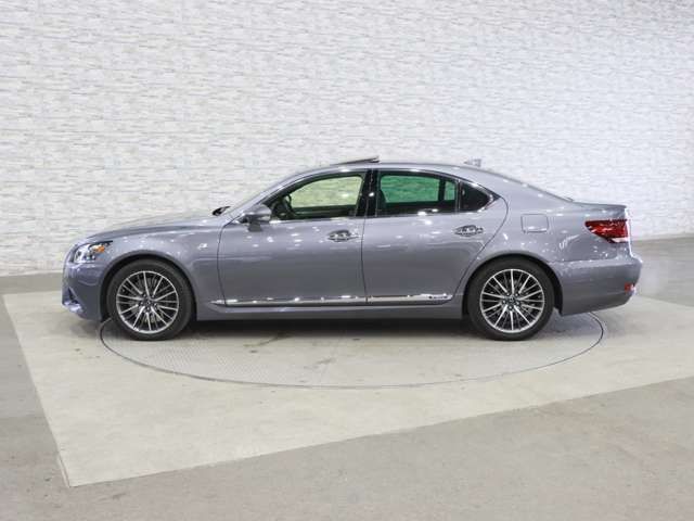 TOYOTA LEXUS LS600H 2015 Image 31