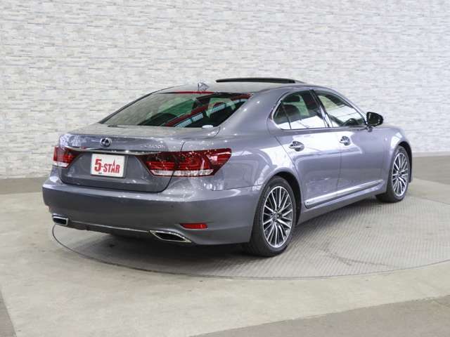 TOYOTA LEXUS LS600H 2015 Image 31