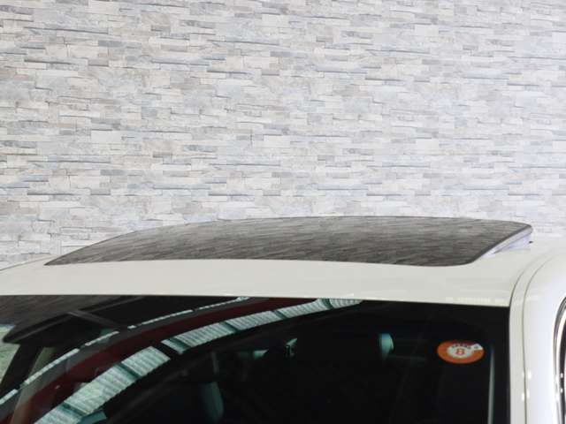 TOYOTA LEXUS LS600H 2016 Image 31