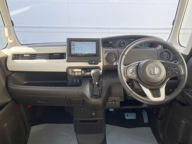 HONDA N BOX 2021 Image 31