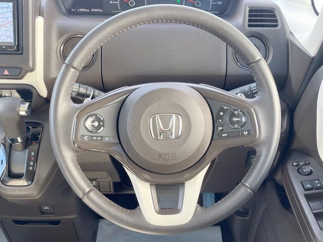 HONDA N BOX 2021 Image 31