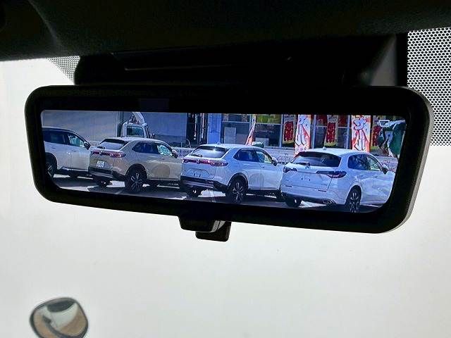 TOYOTA HIACE VAN 2WD 2023 Image 31