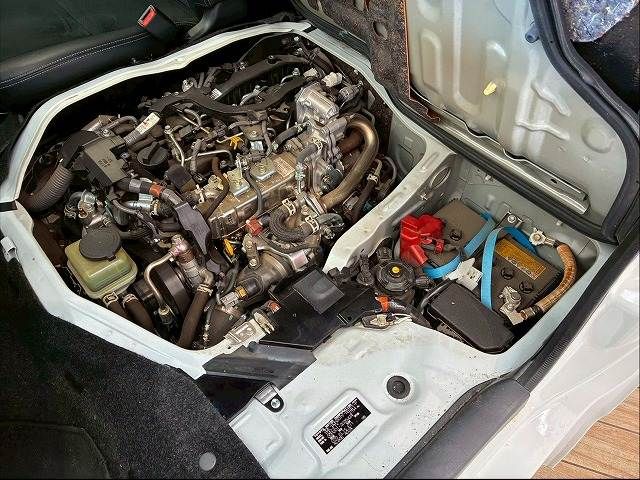 TOYOTA HIACE VAN 2WD 2023 Image 31