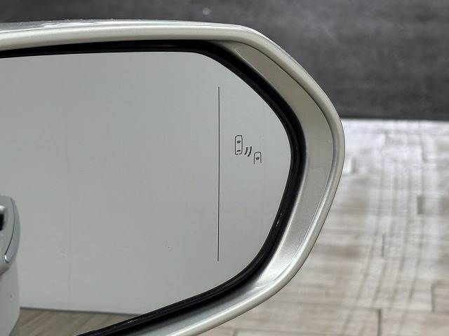 TOYOTA CROWN SEDAN HYBRID 2018 Image 31