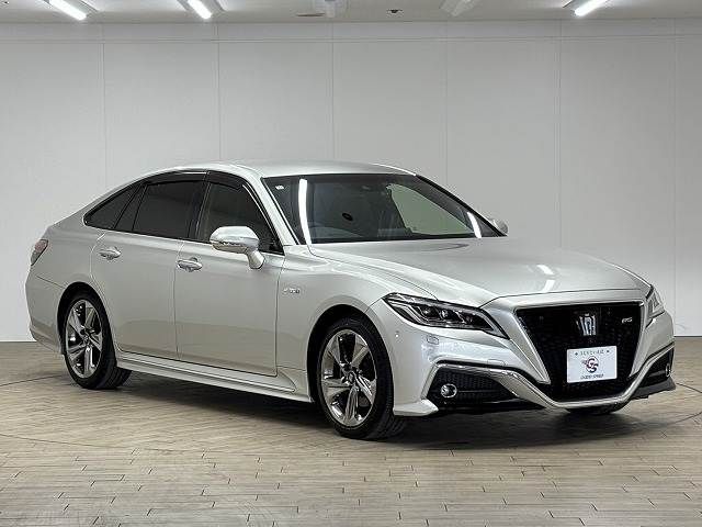 TOYOTA CROWN SEDAN HYBRID 2018 Image 31