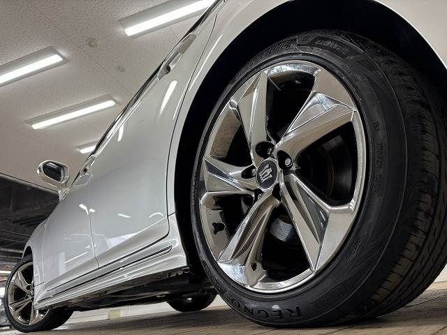 TOYOTA CROWN SEDAN HYBRID 2018 Image 31