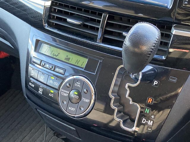 TOYOTA ESTIMA  4WD 2015 Image 31