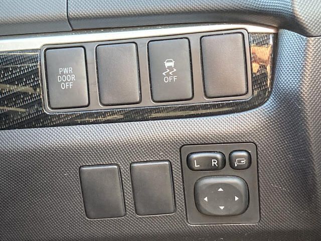 TOYOTA ESTIMA  4WD 2015 Image 31