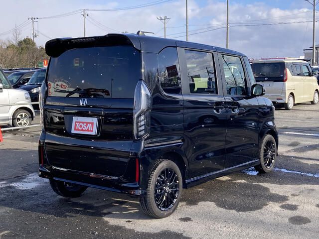 HONDA N BOX CUSTOM 4WD 2022 Image 31