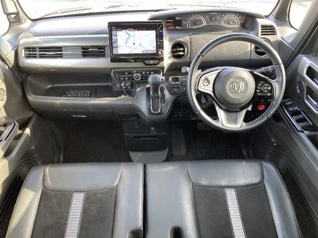 HONDA N BOX CUSTOM 4WD 2022 Image 31