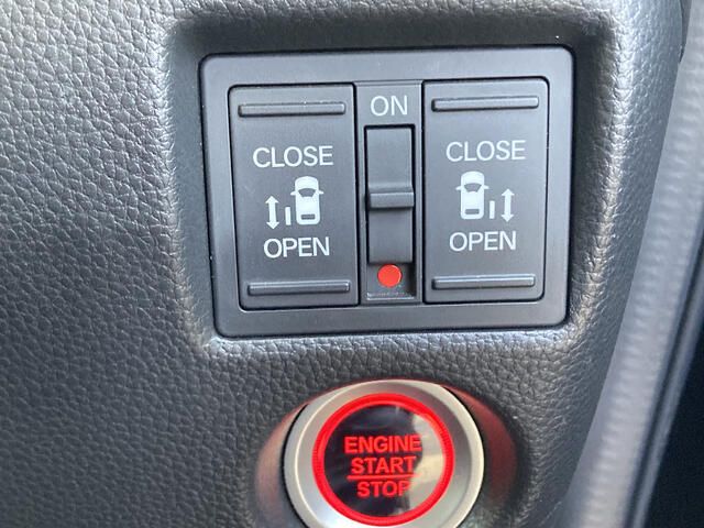 HONDA N BOX CUSTOM 4WD 2022 Image 31