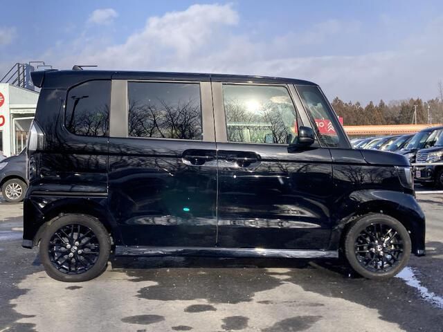 HONDA N BOX CUSTOM 4WD 2022 Image 31