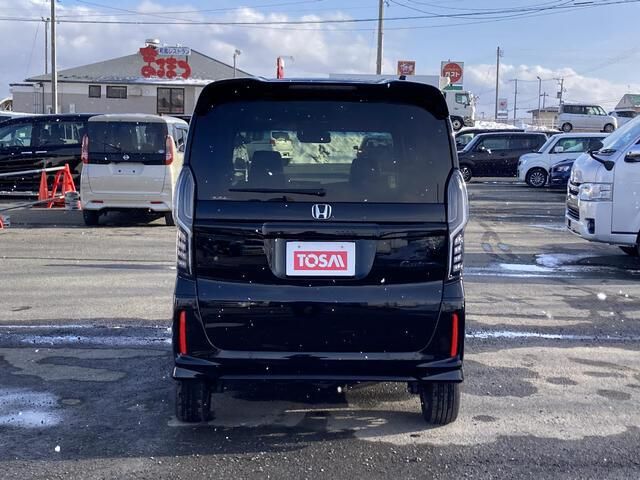 HONDA N BOX CUSTOM 4WD 2022 Image 31