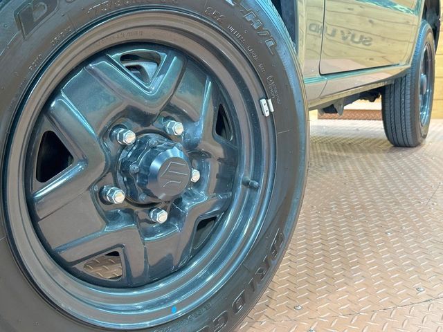 SUZUKI JIMNY 4WD 2024 Image 31