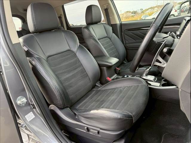 MITSUBISHI OUTLANDER PHEV 2018 Image 31