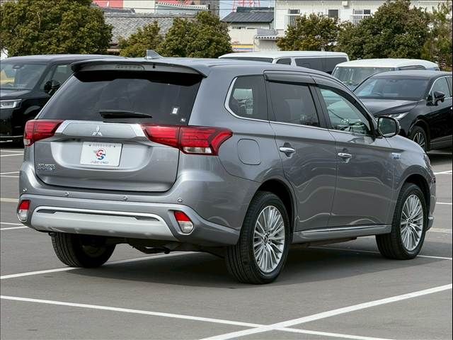 MITSUBISHI OUTLANDER PHEV 2018 Image 31
