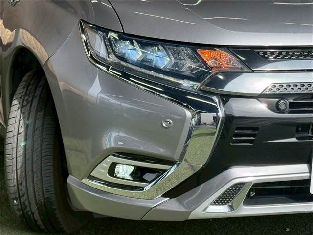 MITSUBISHI OUTLANDER PHEV 2018 Image 31