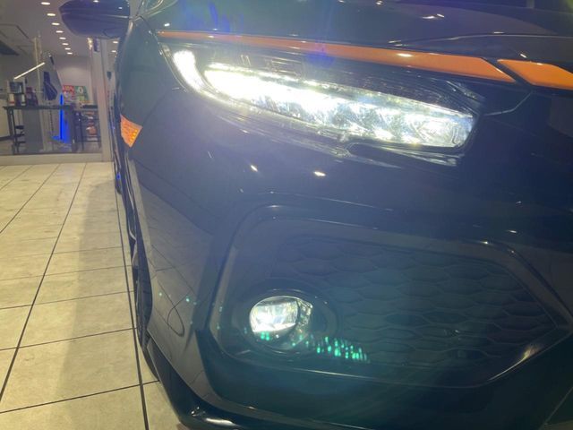 HONDA CIVIC HATCHBACK 2018 Image 31