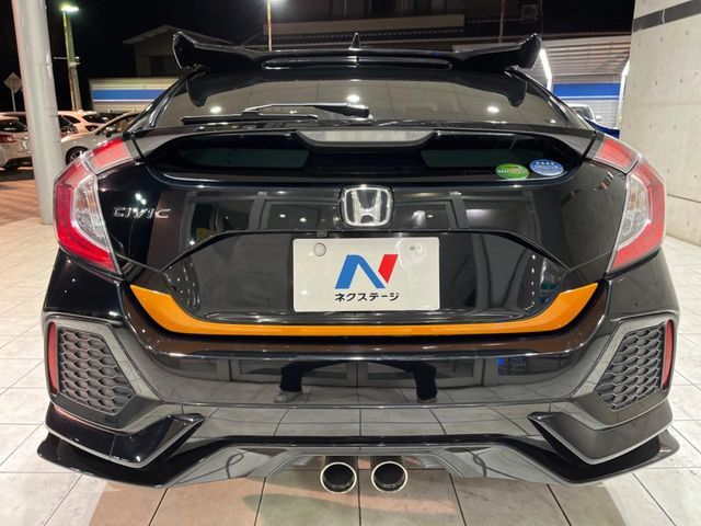 HONDA CIVIC HATCHBACK 2018 Image 31