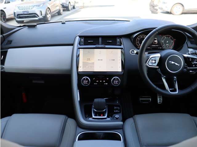 JAGUAR E-PACE 2025 Image 31