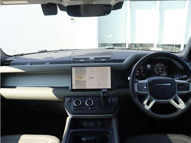 ROVER DEFENDER 2024 Image 31