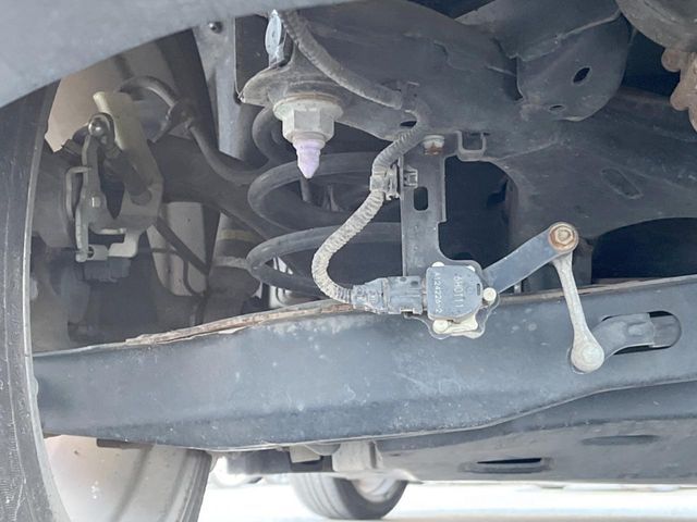 TOYOTA PRIUS 2016 Image 31