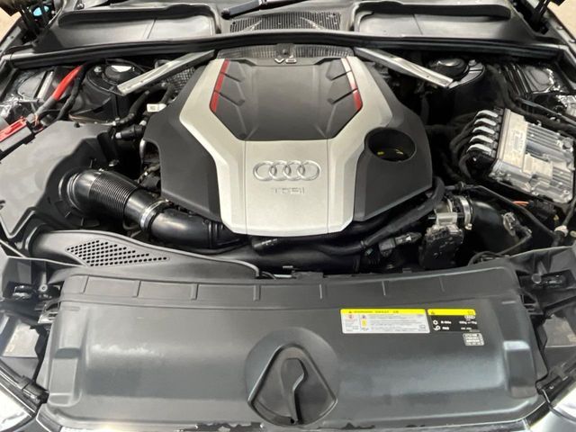 AUDI S4 AVANT 2018 Image 31