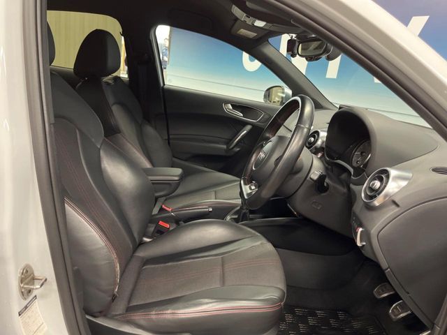 AUDI S1 SPORTBACK 2015 Image 31