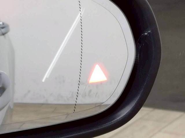 MERCEDES BENZ A CLAS 2018 Image 31