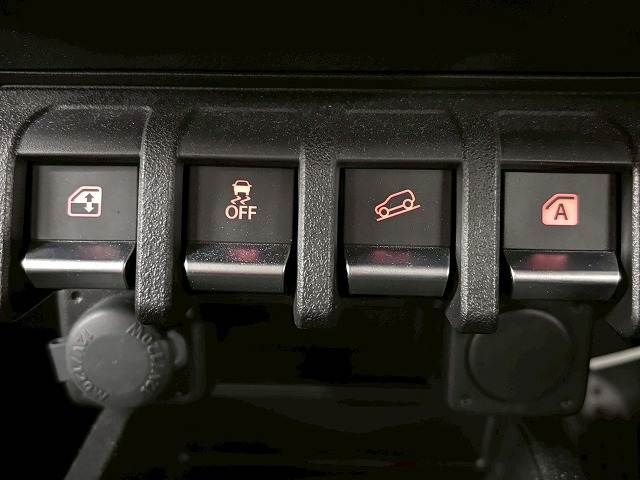 SUZUKI JIMNY 4WD 2023 Image 31