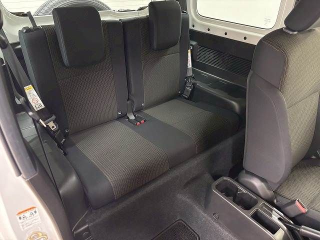 SUZUKI JIMNY 4WD 2023 Image 31