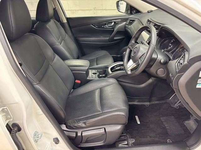 NISSAN X-TRAIL 2WD 2018 Image 31