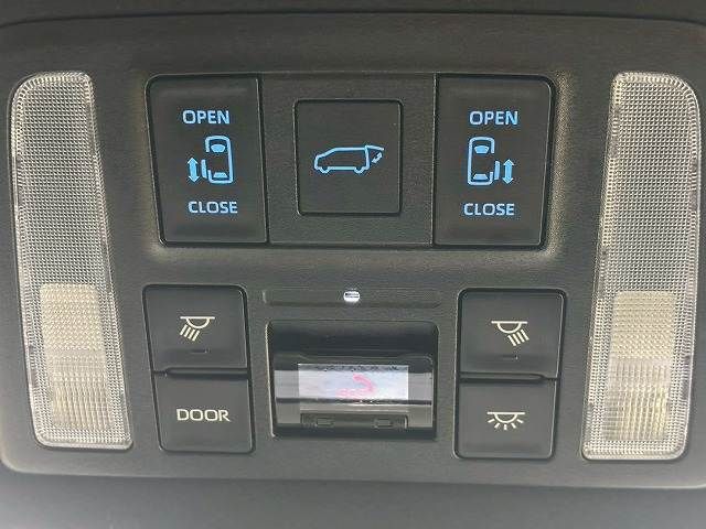 TOYOTA NOAH HYBRID 2023 Image 31