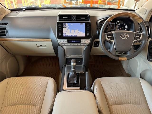TOYOTA LANDCRUISER PRADO 2023 Image 31