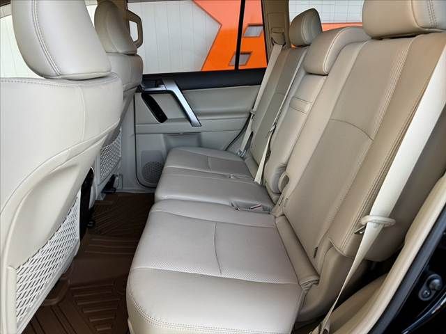 TOYOTA LANDCRUISER PRADO 2023 Image 31