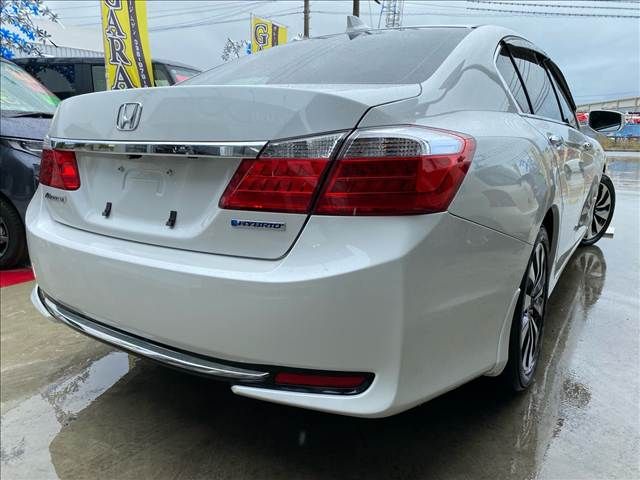 HONDA ACCORD HYBRID 2013 Image 31