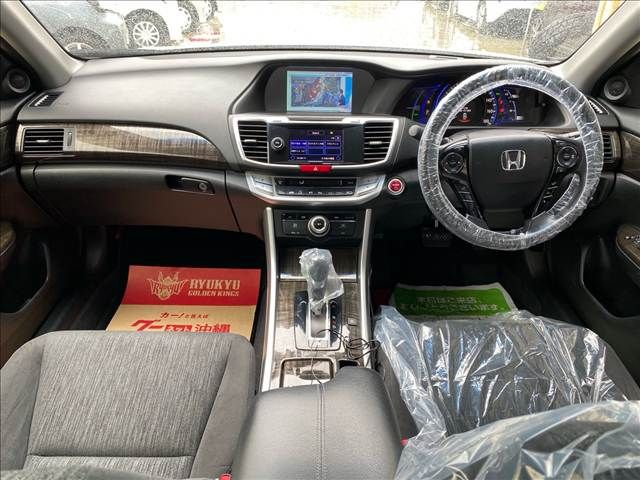 HONDA ACCORD HYBRID 2013 Image 31