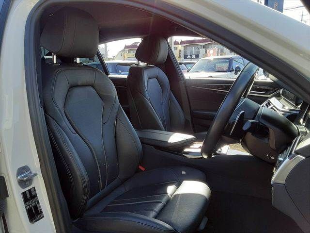 BMW 5SERIES SEDAN 2017 Image 31