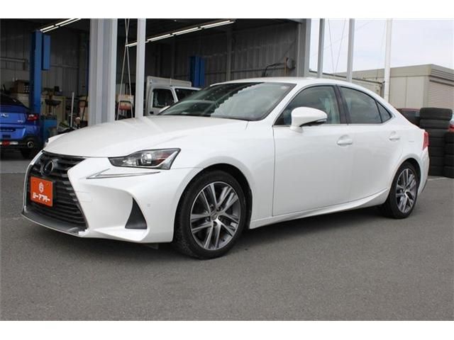 TOYOTA LEXUS IS300 2018 Image 31