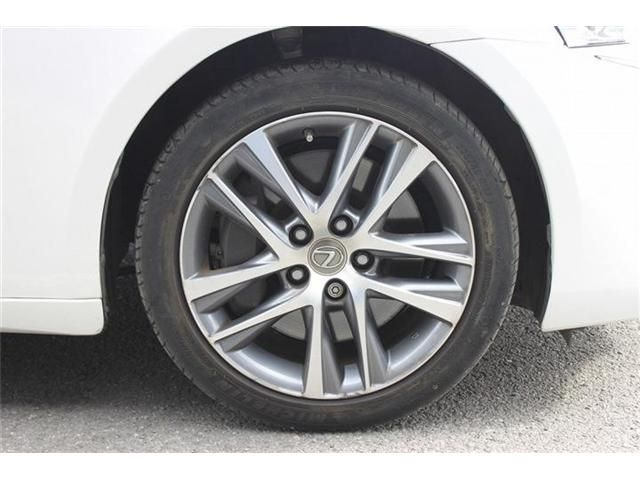 TOYOTA LEXUS IS300 2018 Image 31