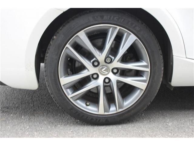 TOYOTA LEXUS IS300 2018 Image 31