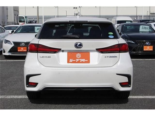 TOYOTA LEXUS CT200H 2021 Image 31