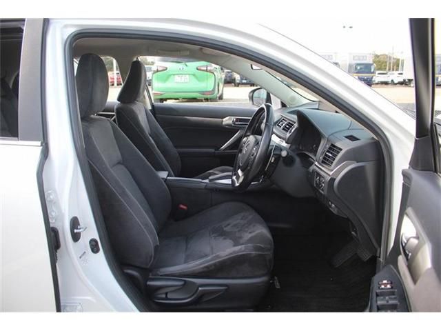 TOYOTA LEXUS CT200H 2021 Image 31