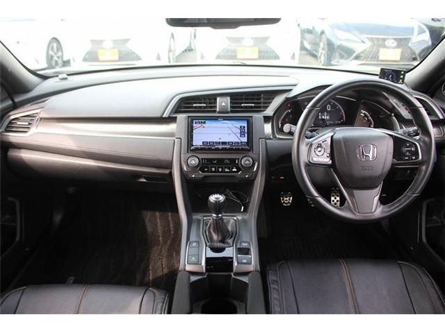 HONDA CIVIC HATCHBACK 2018 Image 31