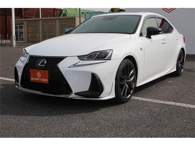 TOYOTA LEXUS IS350 2019 Image 31