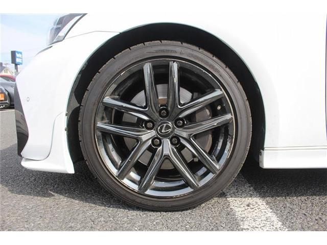 TOYOTA LEXUS IS350 2019 Image 31