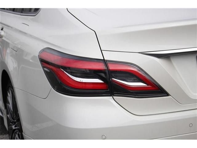 TOYOTA CROWN SEDAN HYBRID 2019 Image 31