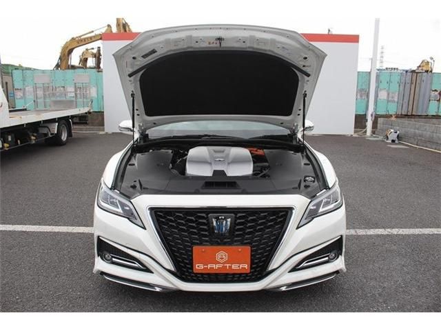 TOYOTA CROWN SEDAN HYBRID 2019 Image 31