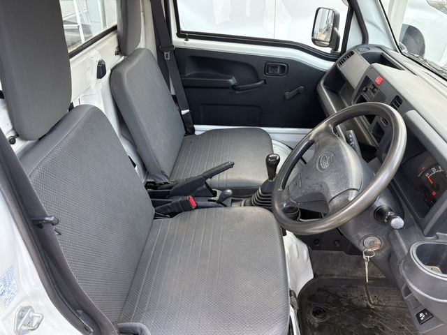 SUBARU SAMBAR TRUCK 4WD 2017 Image 31