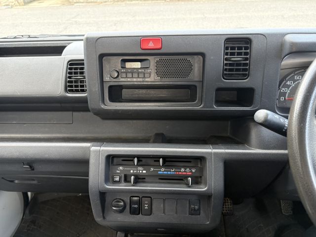 SUBARU SAMBAR TRUCK 4WD 2017 Image 31